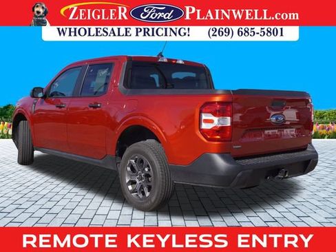 Used 2024 Ford Maverick XLT image 3
