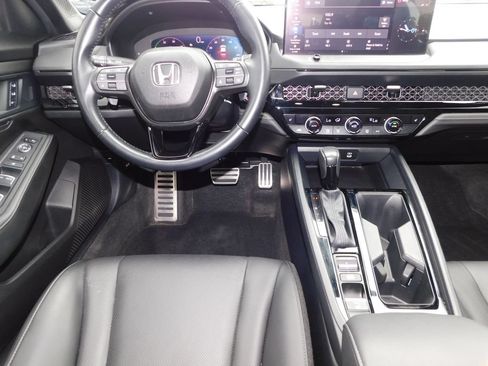 Used 2024 Honda Accord Sport image 17
