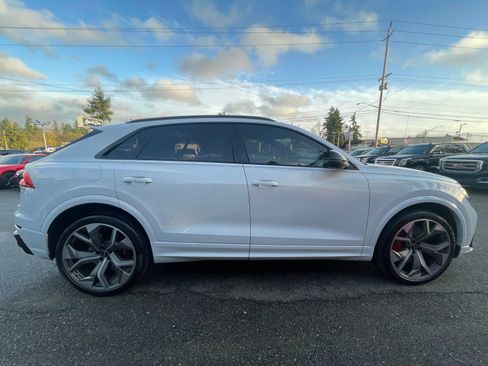 Used 2022 Audi RS Q8 4.0T image 7