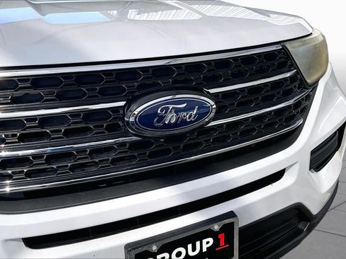 Used 2020 Ford Explorer XLT RWD image 32
