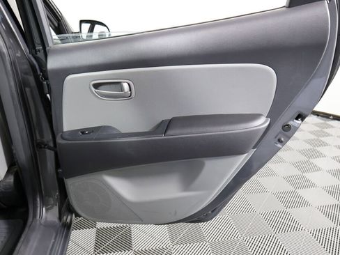 Used 2009 Hyundai Elantra SE image 21