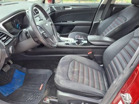 Used 2016 Ford Fusion SE w/ Equipment Group 201A FWD image 12
