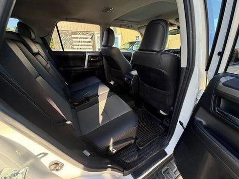 Used 2019 Toyota 4Runner SR5 Premium AWD/4WD image 11