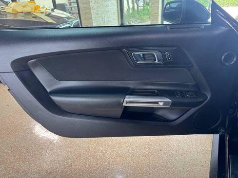 Used 2015 Ford Mustang Coupe w/ Equipment Group 051A RWD image 13