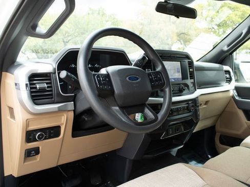 Used 2023 Ford F150 XLT image 9