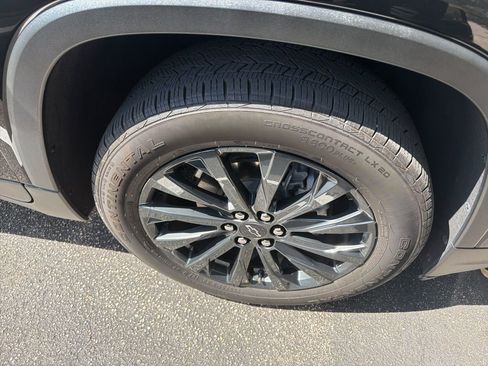 Used 2023 Chevrolet Traverse RS image 10