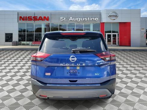 Certified 2023 Nissan Rogue SV FWD image 3