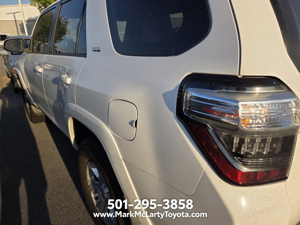 Used 2019 Toyota 4Runner SR5 RWD image 5