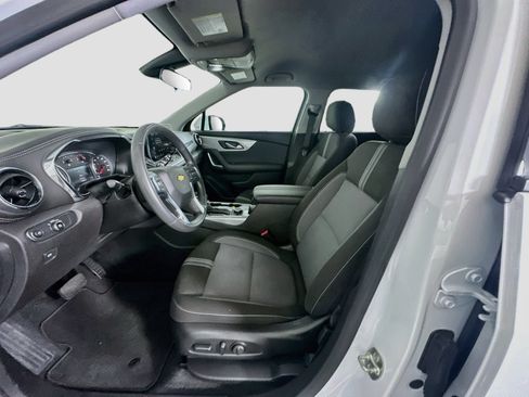 Used 2026 Chevrolet Blazer LT FWD image 13