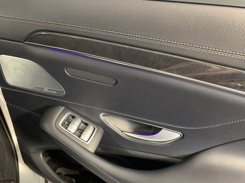 Used 2017 Mercedes-Benz S 550 Sedan image 39