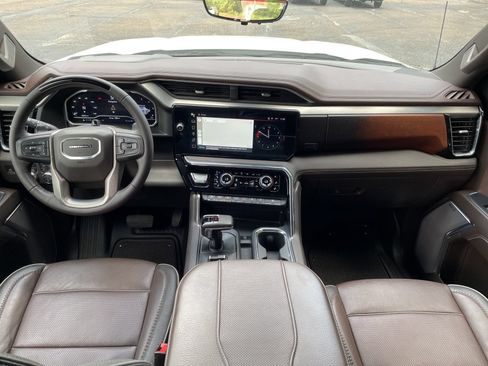 Used 2024 GMC Sierra 1500 Denali AWD/4WD image 31