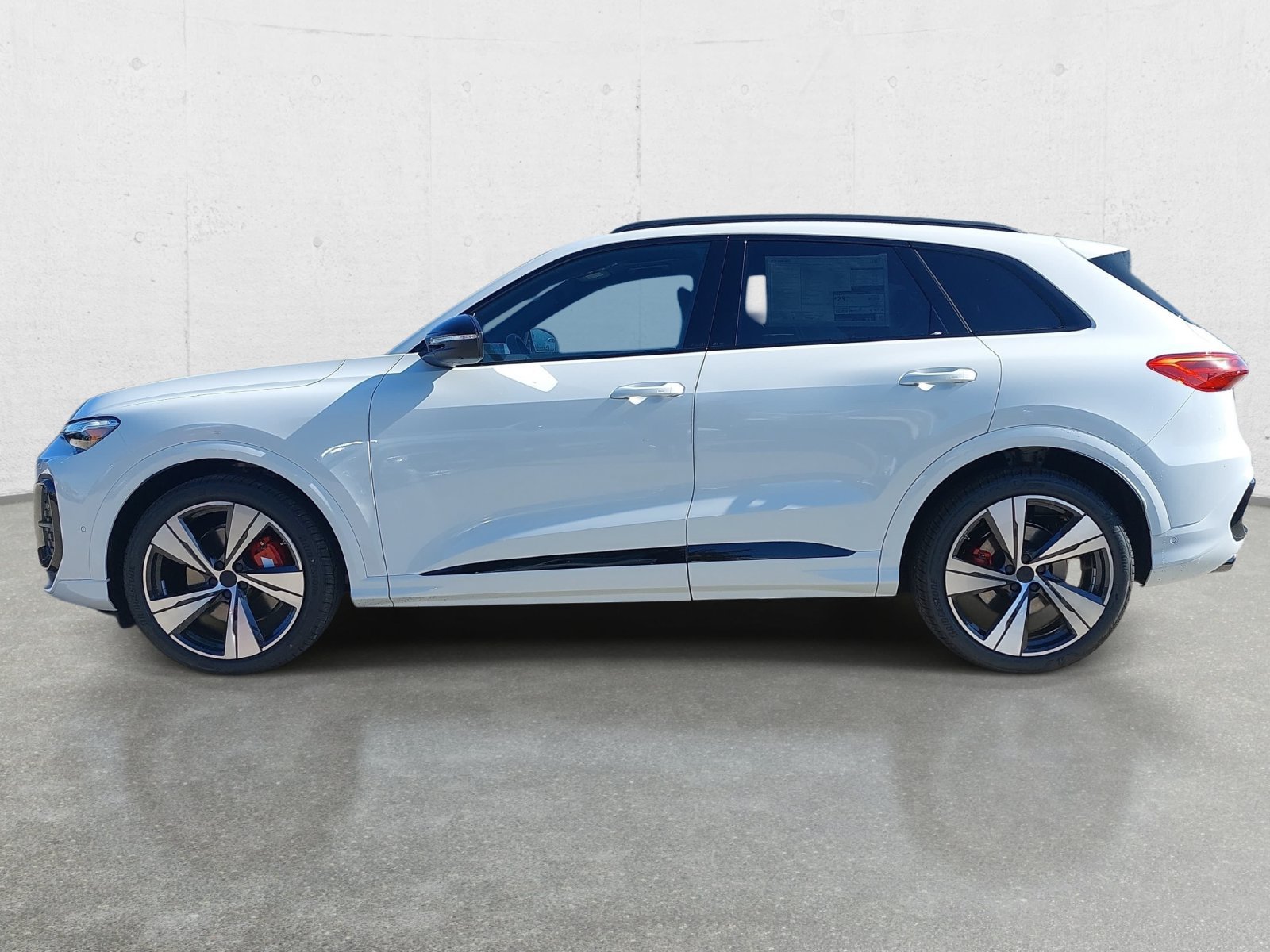 New 2026 Audi SQ5 Premium Plus AWD/4WD image 8