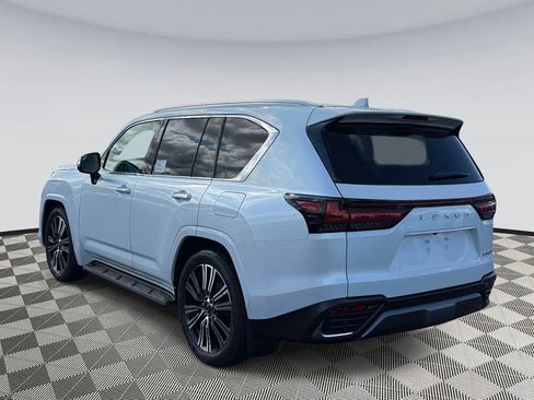 New 2026 Lexus LX 600 4WD w/ Luxury Package image 4