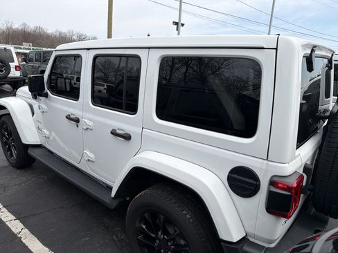 Used 2023 Jeep Wrangler Sahara w/ Cold Weather Group image 6