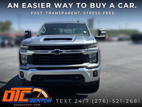 Used 2024 Chevrolet Silverado 2500 LT AWD/4WD image 8