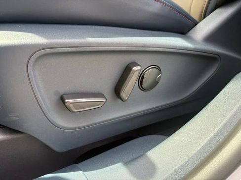 New 2026 Ford Maverick Lariat AWD/4WD image 28