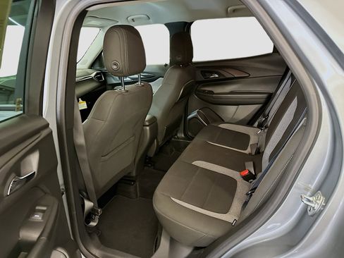 Used 2025 Chevrolet TrailBlazer LT image 28