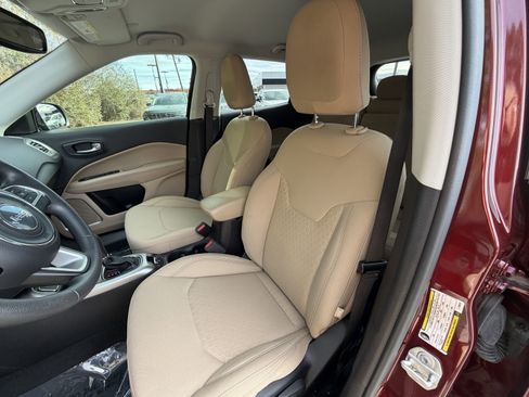 Used 2020 Jeep Compass Sport w/ Tech Group image 14