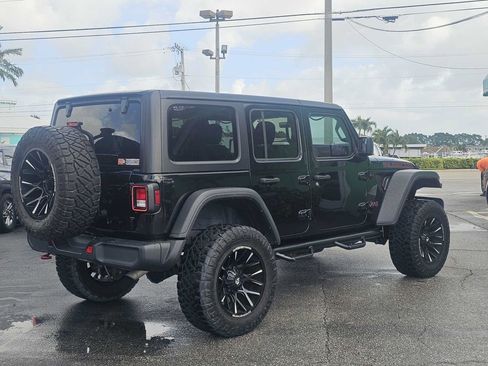 Used 2018 Jeep Wrangler Unlimited Rubicon image 15
