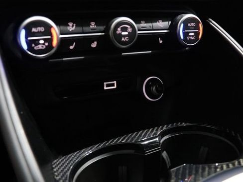 Used 2023 Alfa Romeo Giulia Quadrifoglio RWD image 29