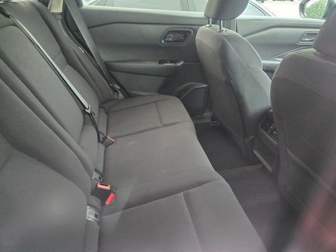Used 2024 Nissan Rogue S AWD/4WD image 12