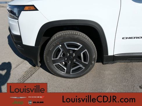 New 2026 Jeep Cherokee Limited AWD/4WD image 13
