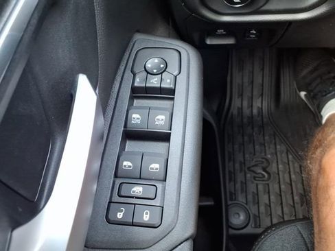 New 2026 RAM 1500 2WD Crew Cab image 20