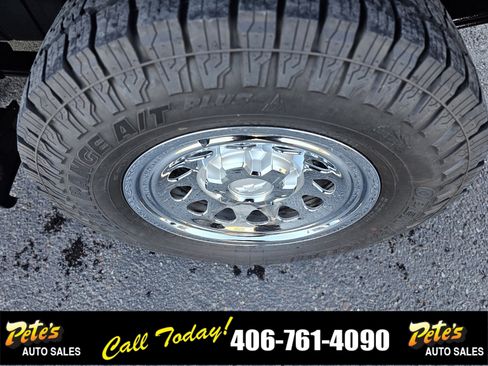 Used 2023 Chevrolet Silverado 1500 W/T w/ Trailering Package image 10