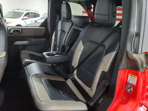 Used 2023 Ford Bronco Wildtrak AWD/4WD image 23