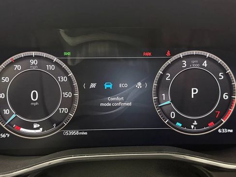 Used 2025 Jaguar F-PACE R-Dynamic S AWD/4WD image 13