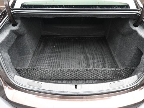 Used 2015 Chevrolet Impala LT w/ Convenience Package image 23