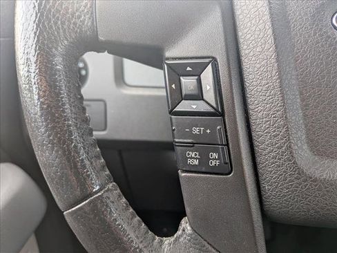 Used 2013 Ford F150 XLT w/ XLT Chrome Pkg image 13