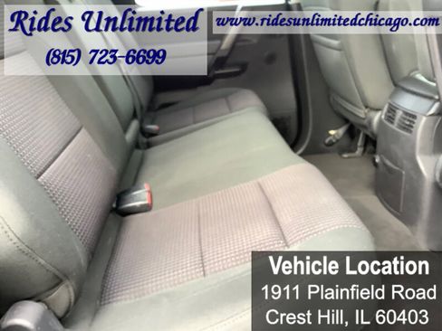 Used 2010 Nissan Titan SE w/ SE Value Truck Pkg image 30