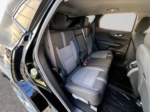 Used 2023 Chevrolet Blazer LT FWD image 26