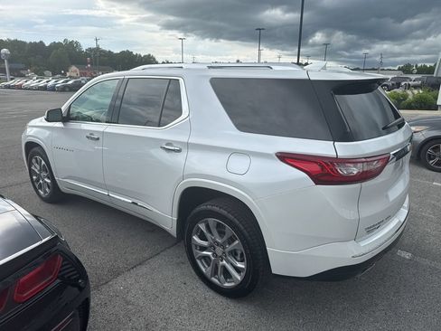 Used 2021 Chevrolet Traverse Premier w/ LPO, Floor Liner Package AWD/4WD image 4