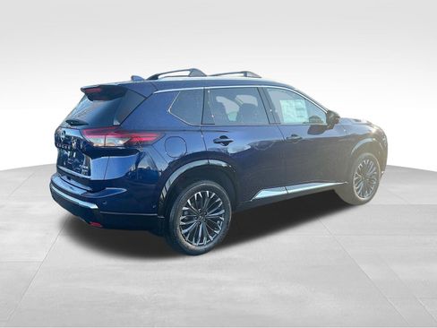 New 2026 Nissan Rogue Platinum image 7