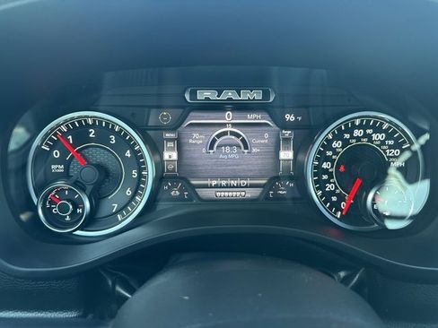 Used 2023 RAM 1500 Laramie image 16