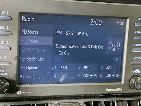 Used 2021 Toyota RAV4 XLE image 21