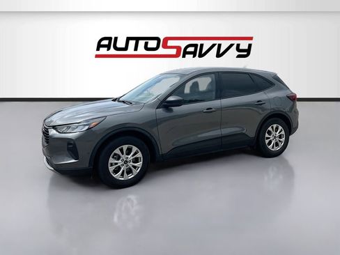 Used 2025 Ford Escape Active FWD image 3
