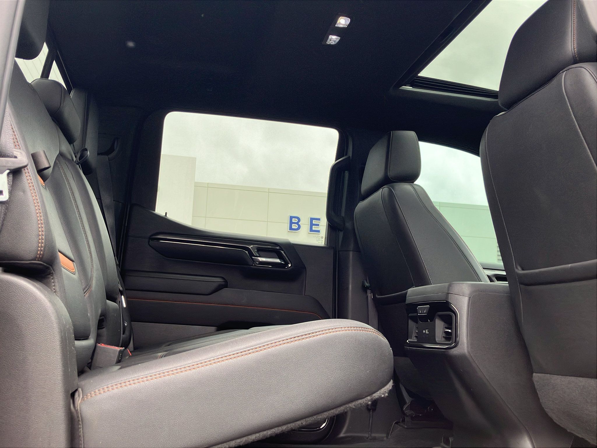 Used 2022 GMC Sierra 1500 AT4 w/ AT4 Preferred Package AWD/4WD image 33