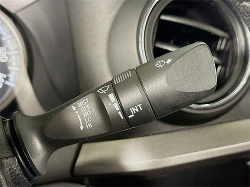 Used 2019 Toyota Tacoma SR5 image 15