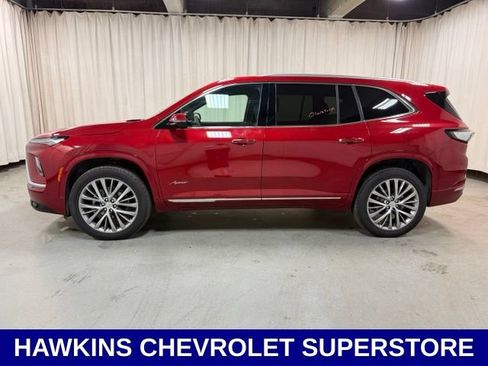 Used 2026 Buick Enclave Avenir w/ Super Cruise Package AWD/4WD image 9