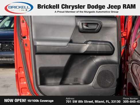 Used 2021 Toyota Tacoma SR w/ SR Convenience Package image 11