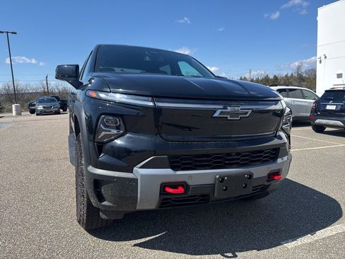 Used 2026 Chevrolet Silverado EV Trail Boss w/ Plus Package image 2