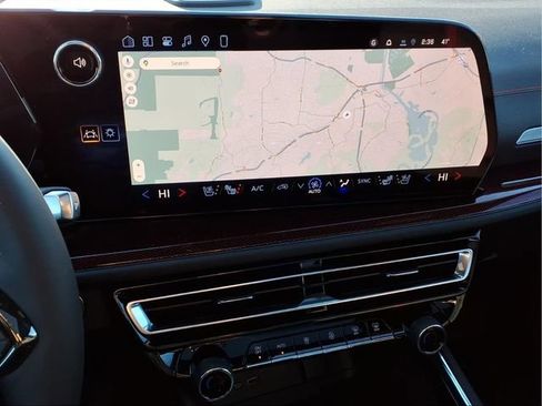 New 2026 Chevrolet Traverse RS w/ LPO, Floor Liner Package image 9