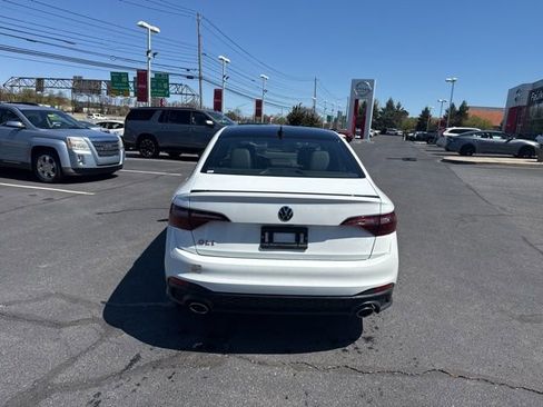 Used 2024 Volkswagen Jetta GLI Autobahn w/ GLI Black Package image 6