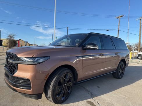 Used 2025 Lincoln Navigator L Black Label image 7