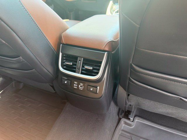 Used 2025 Subaru Outback Touring XT AWD/4WD image 26