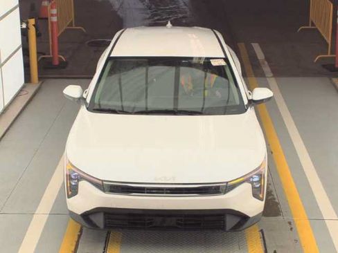 Used 2025 Kia K4 FWD image 2