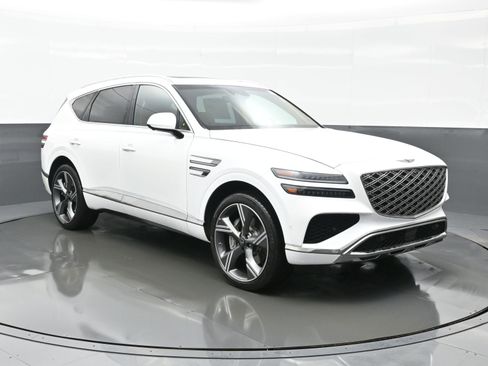 New 2025 Genesis GV80 3.5T Prestige image 8